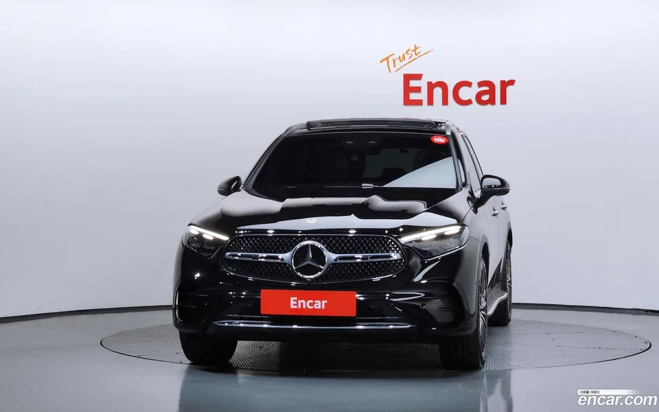 Mercedes-Benz GLC-Class GLC300 4MATIC AMG Line 2025 — thumbnail 3