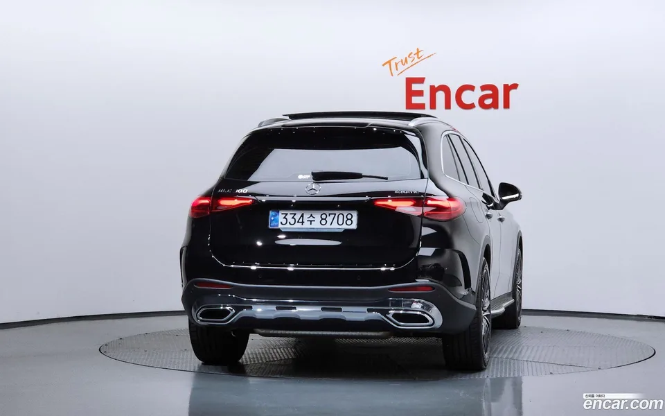Mercedes-Benz GLC-Class GLC300 4MATIC AMG Line 2025 — thumbnail 4