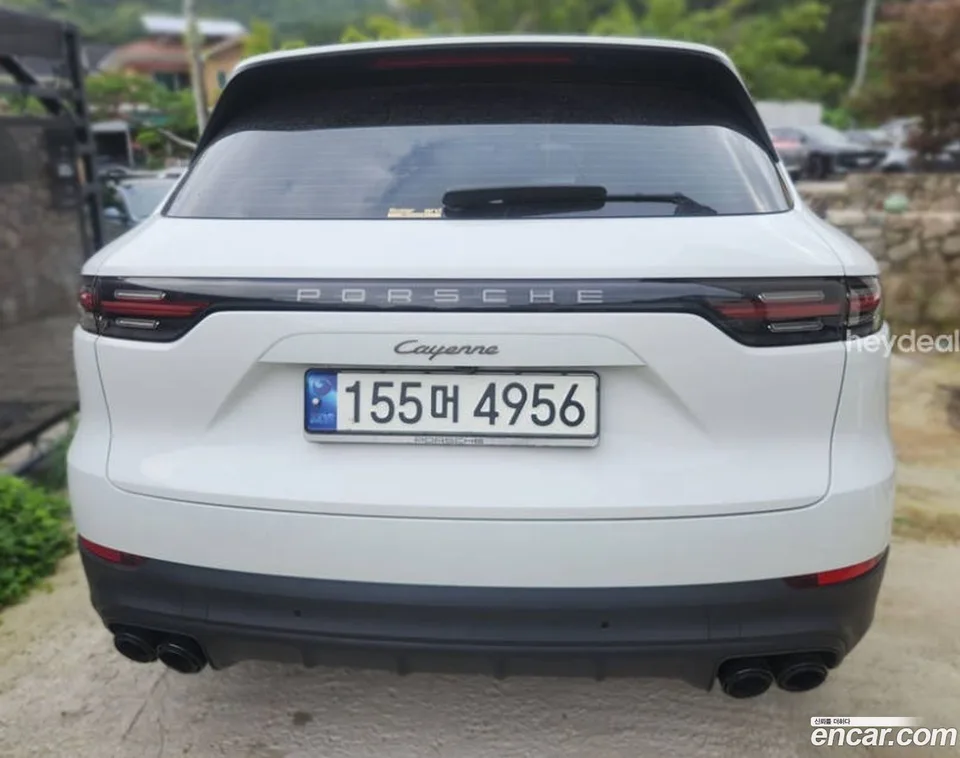 Porsche Cayenne 3.0 2023 — thumbnail 3