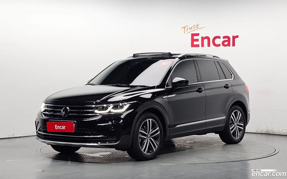 Volkswagen Tiguan 2.0 TDI 2024 — photo 1, buy with delivery to Moscow