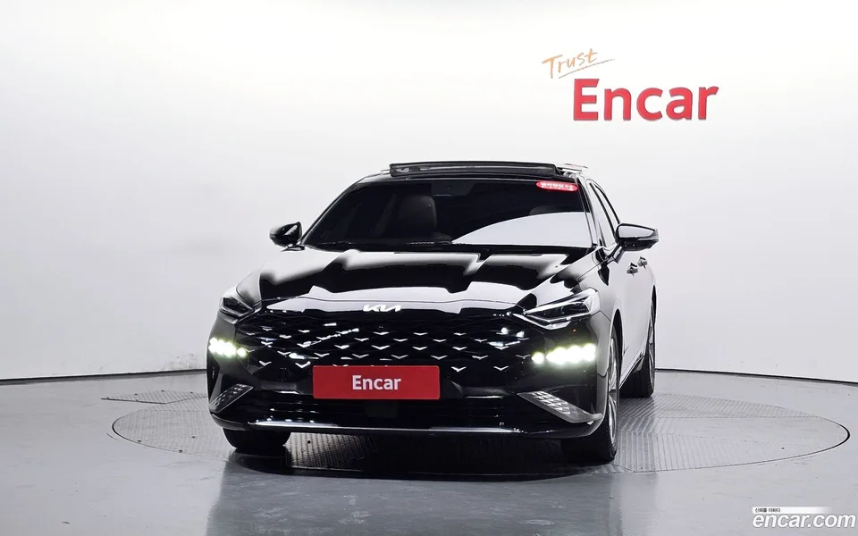Kia K8 Hybrid 2022 — thumbnail 3