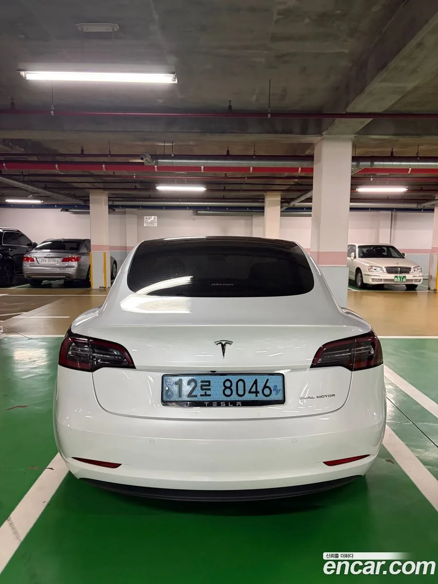 Tesla Model 3 AWD 2022 — thumbnail 4