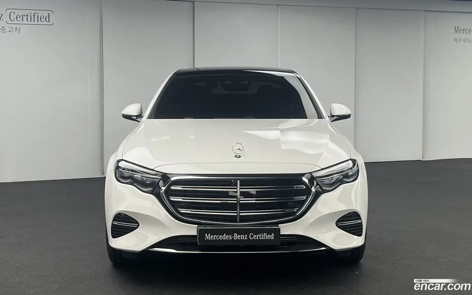Mercedes-Benz E-Class E450 4MATIC 2026 — thumbnail 3