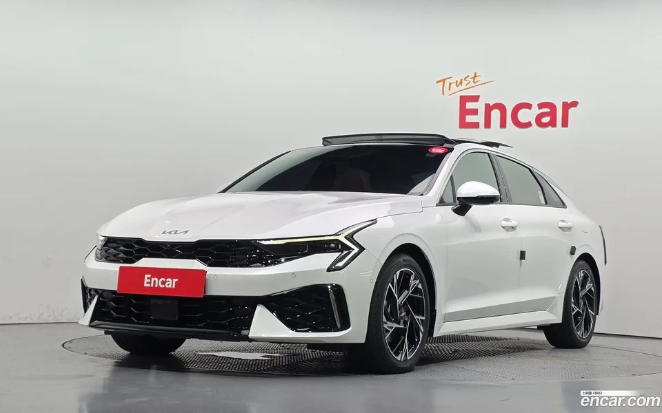 Kia K5 Hybrid 2024 — photo 1, buy with delivery to Moscow