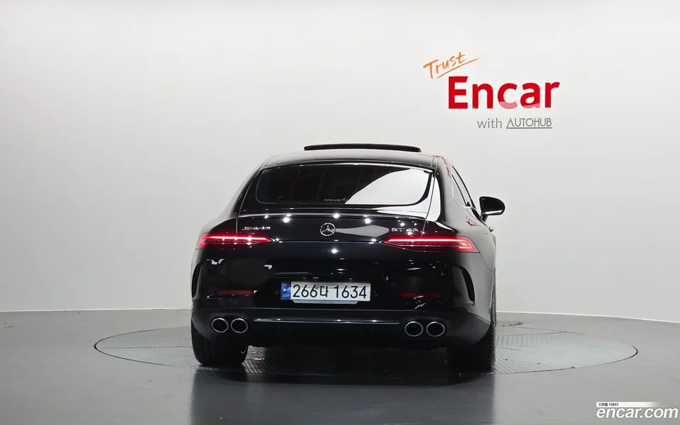 Mercedes-Benz AMG GT 4 43 4MATIC+ 2023 — thumbnail 4