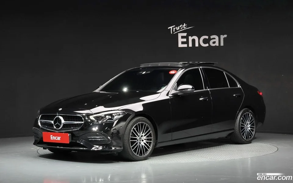 Mercedes-Benz C-Class C300 4MATIC 2024 — фото 1, купить с доставкой в Москву
