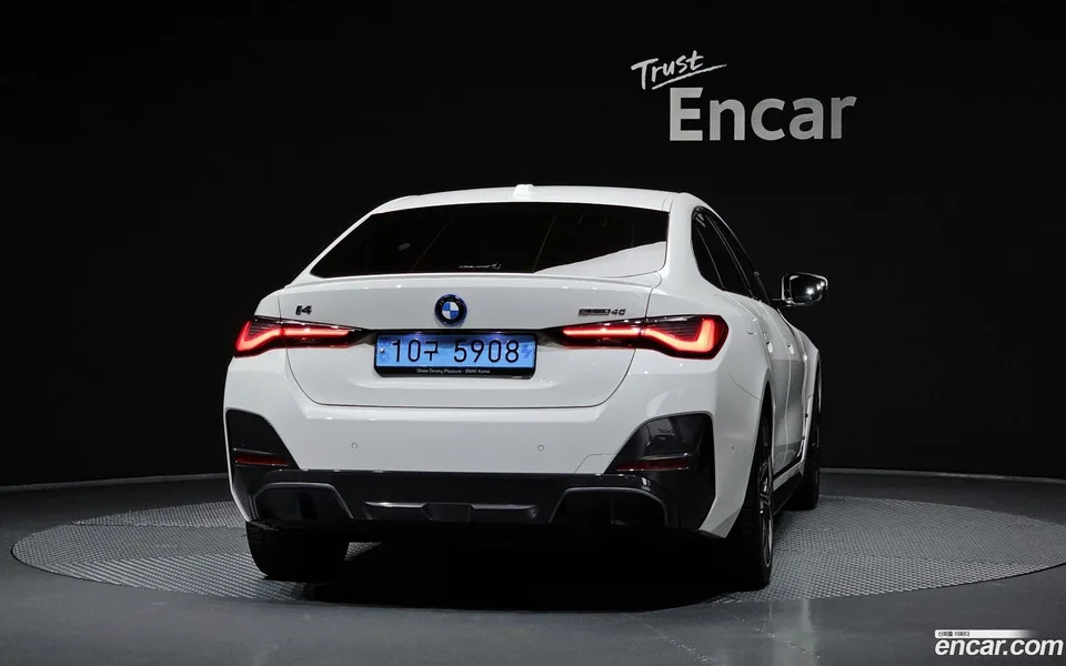 BMW i4 eDrive40 M 2023 — thumbnail 4