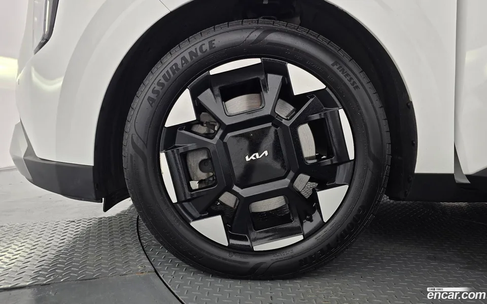 Kia Carnival 9 () 2024 — thumbnail 5