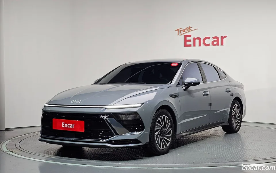 Hyundai Sonata The Edge Hybrid 2024 — photo 1, buy with delivery to Moscow