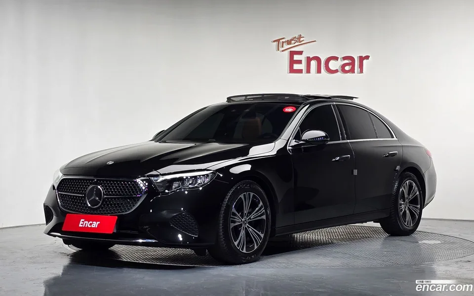 Mercedes-Benz E-Class E200 2024 — photo 1, buy with delivery to Moscow