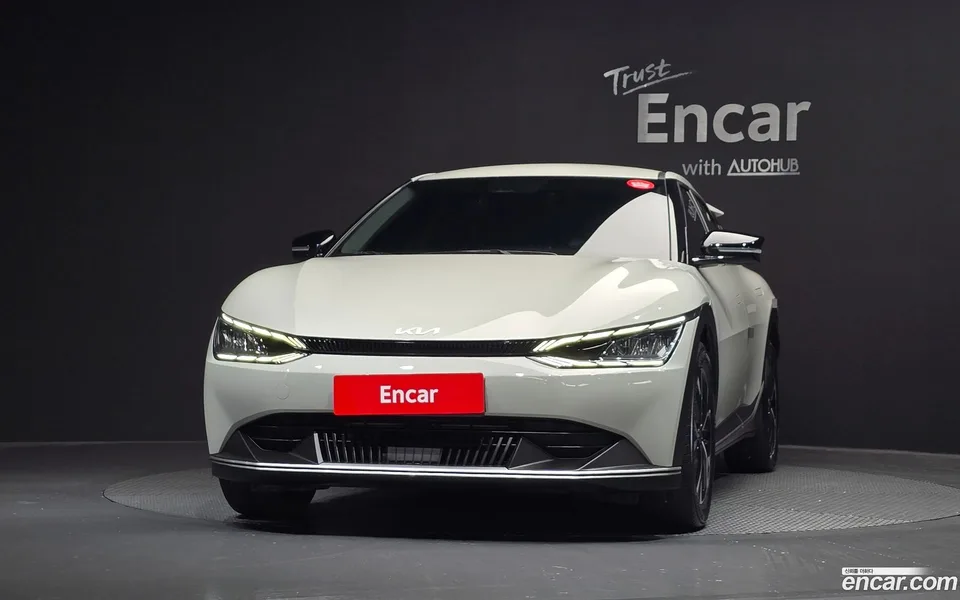 Kia EV6 2023 — thumbnail 3