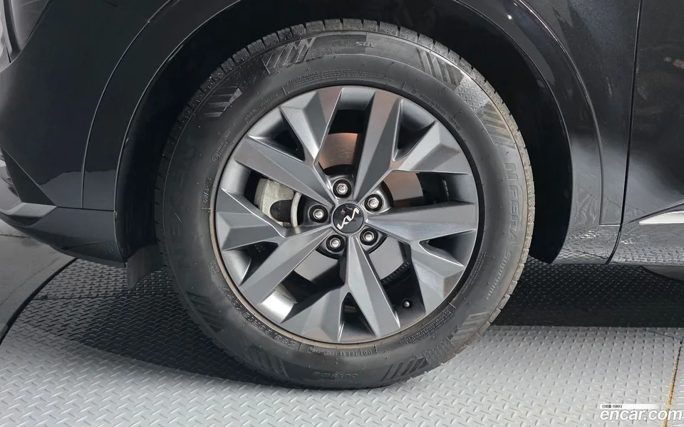 Kia Sportage 1.6 2WD 2022 — thumbnail 2