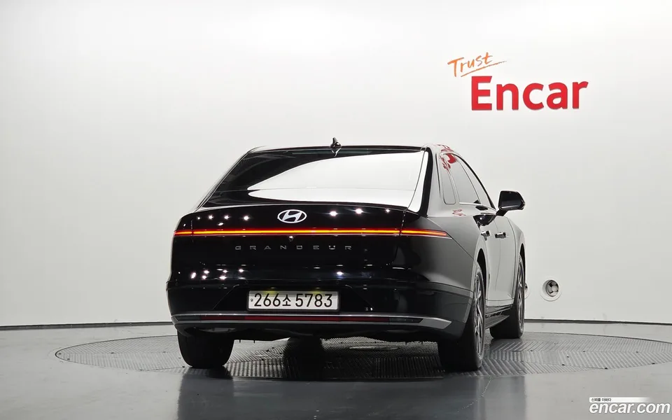 Hyundai Grandeur Hybrid 2024 — thumbnail 4