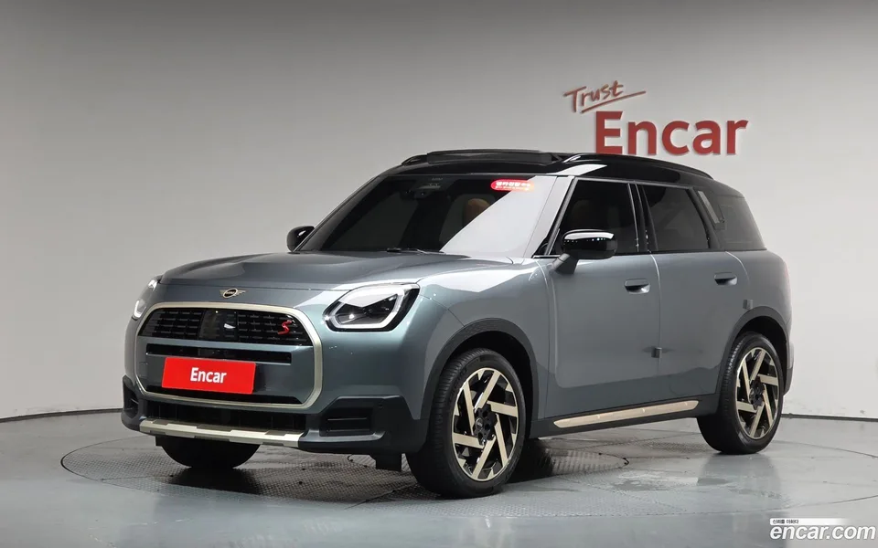 MINI Cooper S Countryman ALL4 2025 — photo 1, buy with delivery to Moscow