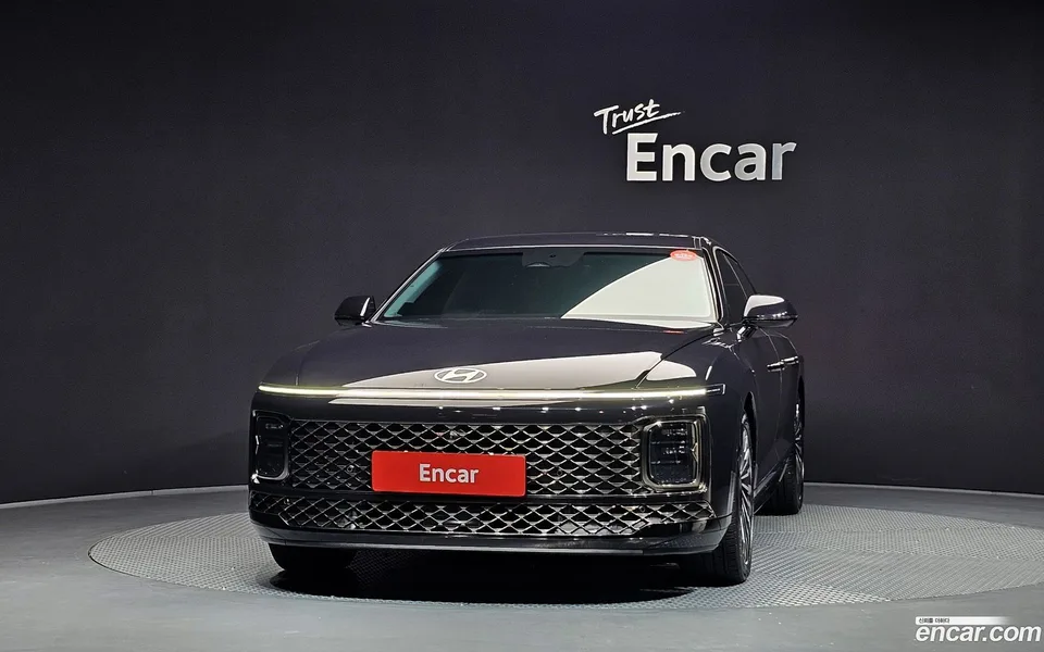 Hyundai Grandeur 2.5 2WD 2023 — thumbnail 3