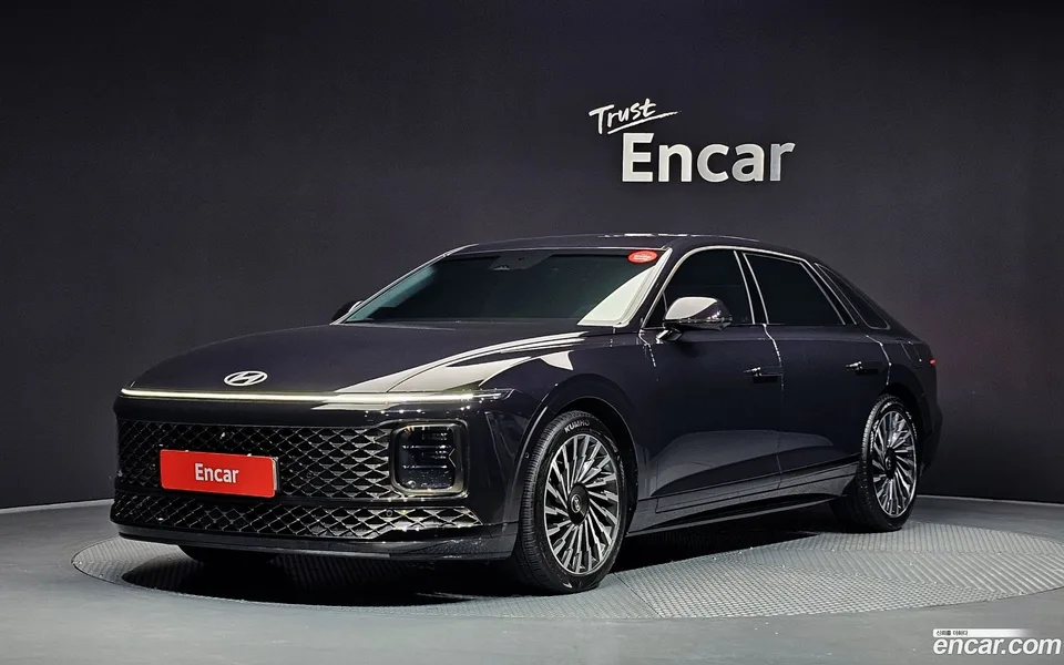 Hyundai Grandeur 2.5 2WD 2023 — photo 1, buy with delivery to Moscow