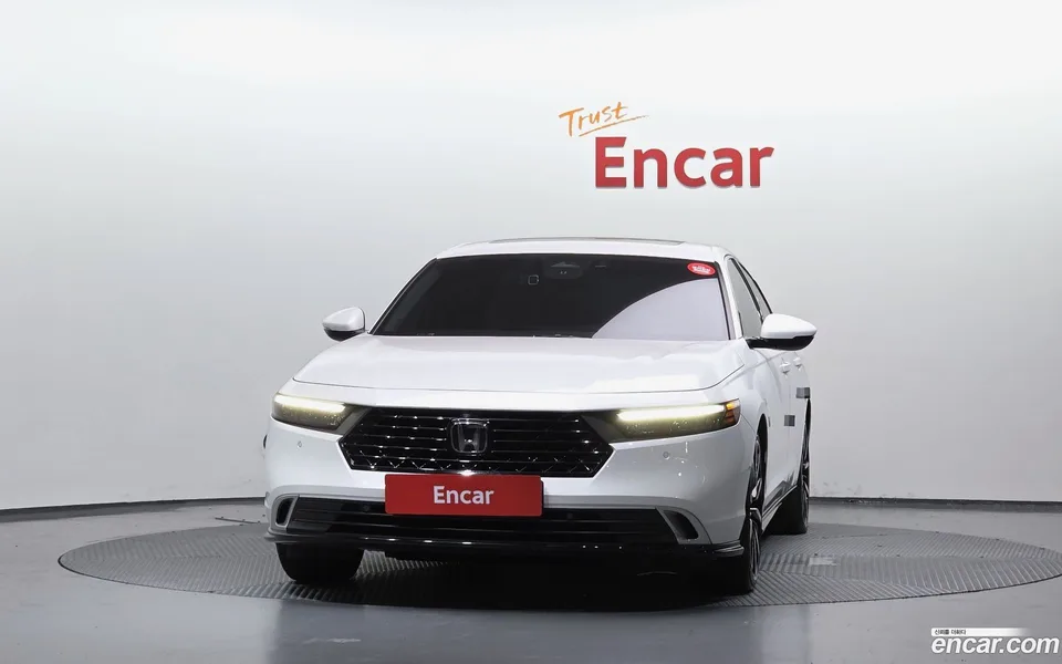 Honda Accord 2.0 2023 — thumbnail 3