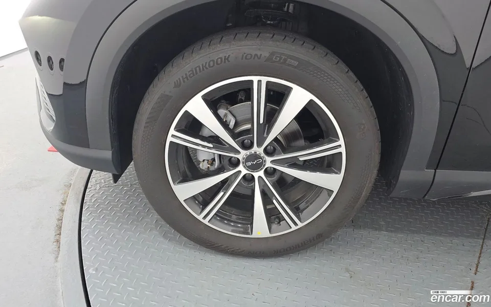 BYD Atto 3 2025 — thumbnail 2