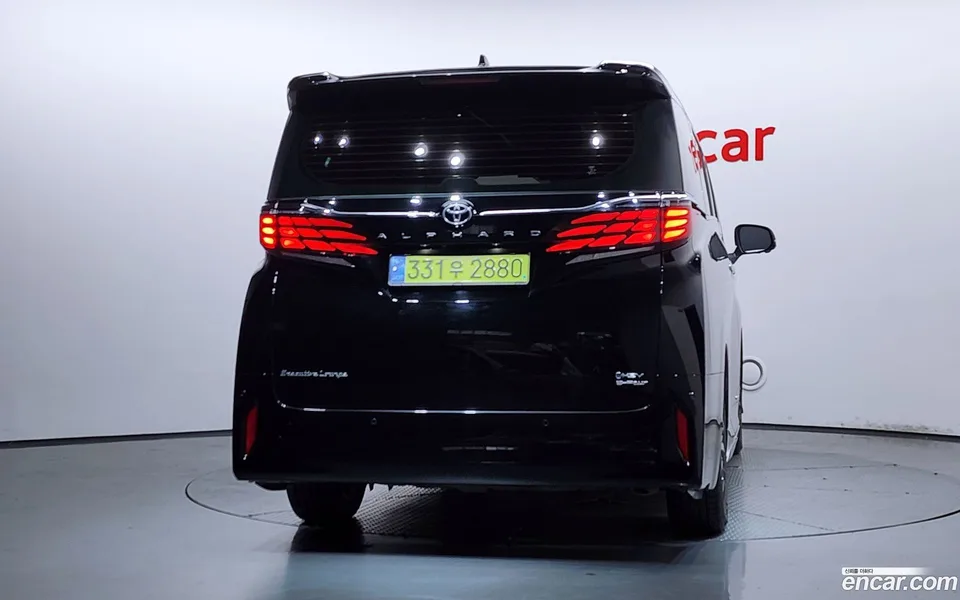 Toyota Alphard 2.5 HEV AWD 2024 — thumbnail 4