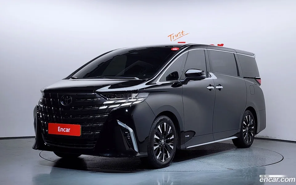 Toyota Alphard 2.5 HEV AWD 2024 — photo 1, buy with delivery to Moscow