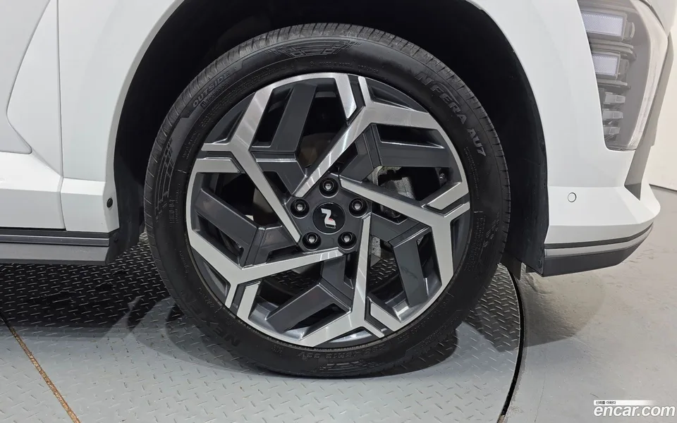 Hyundai Kona 1.6 2WD 2023 — thumbnail 5