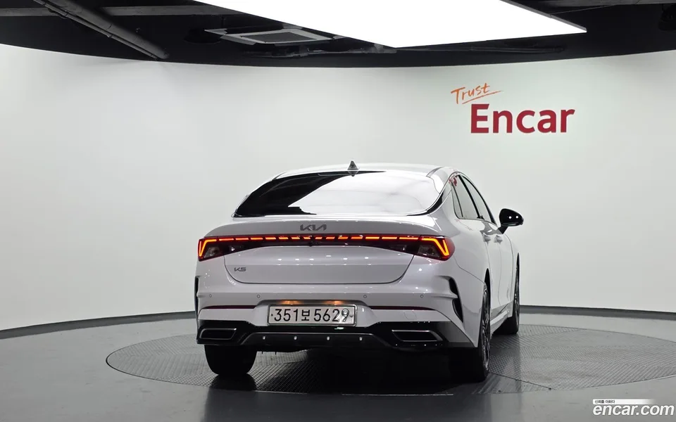 Kia K5 2.0 2022 — thumbnail 4