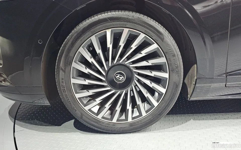 Hyundai Grandeur Hybrid 2025 — thumbnail 5