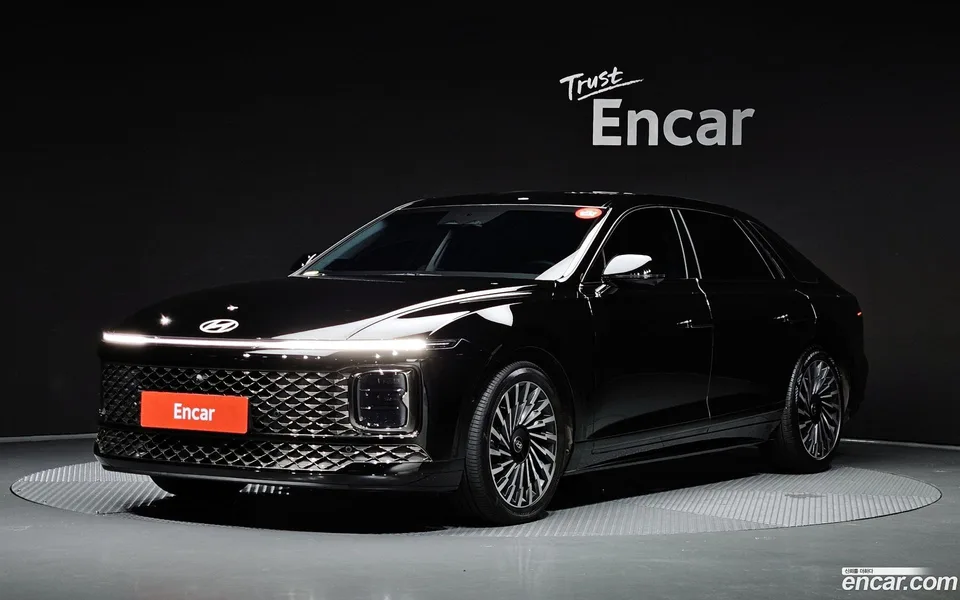 Hyundai Grandeur Hybrid 2025 — photo 1, buy with delivery to Moscow