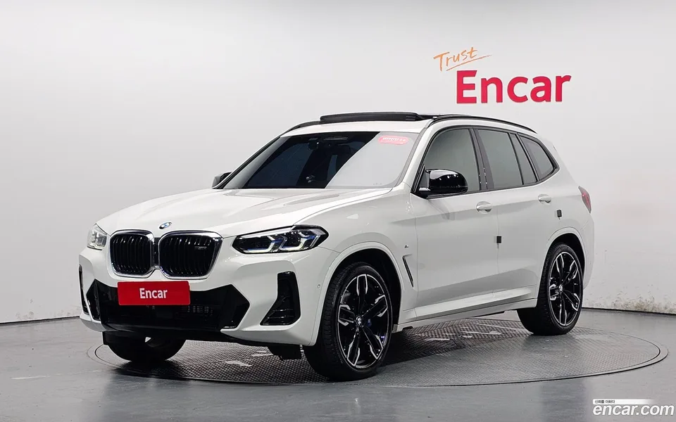 BMW X3 xDrive M40i 2022 — photo 1, buy with delivery to Moscow