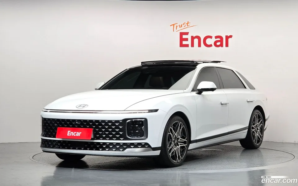 Hyundai Grandeur 2.5 2WD 2023 — photo 1, buy with delivery to Moscow
