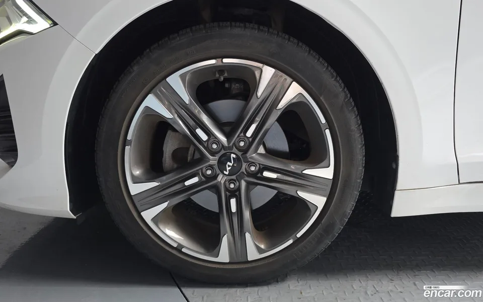 Kia K5 2.0 2022 — thumbnail 5
