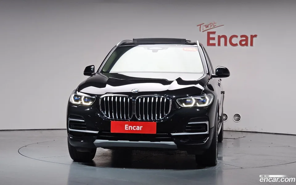 BMW X5 xDrive 40i xLine 2022 — thumbnail 3
