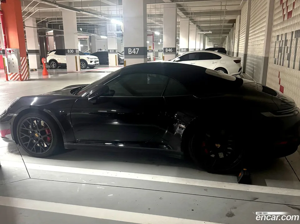 Porsche 911 (992) 4 GTS 2023 — thumbnail 4