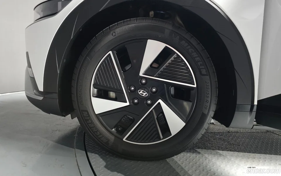 Hyundai Ioniq 5 2024 — thumbnail 2