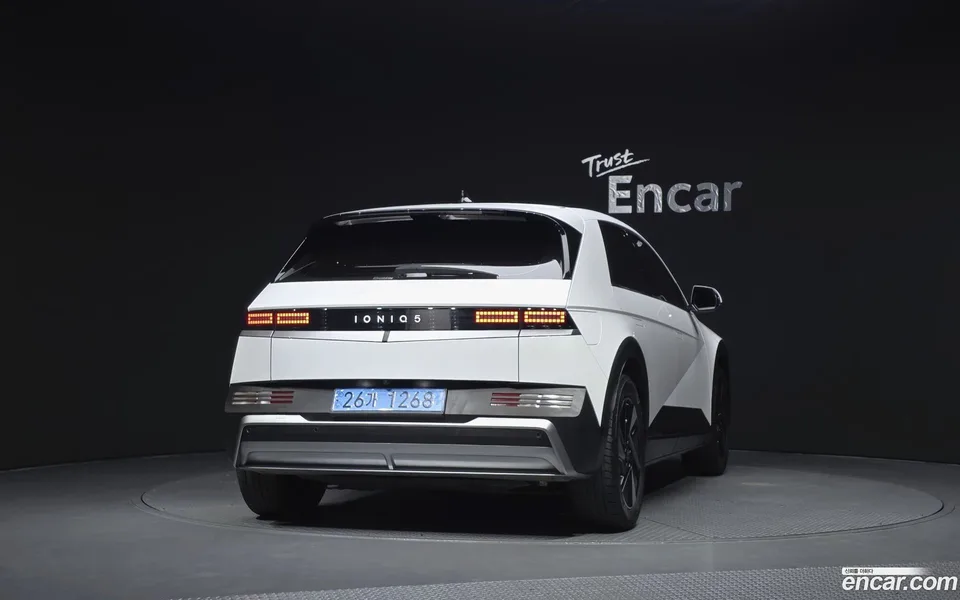 Hyundai Ioniq 5 2024 — thumbnail 4