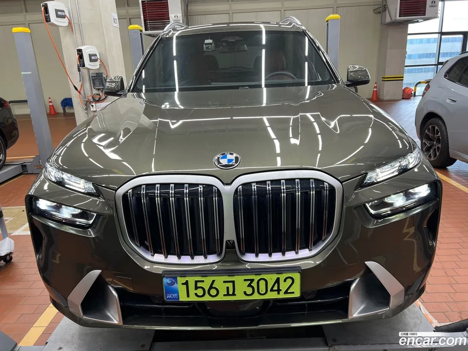 BMW X7 xDrive 40d 6 2026 — миниатюра 3