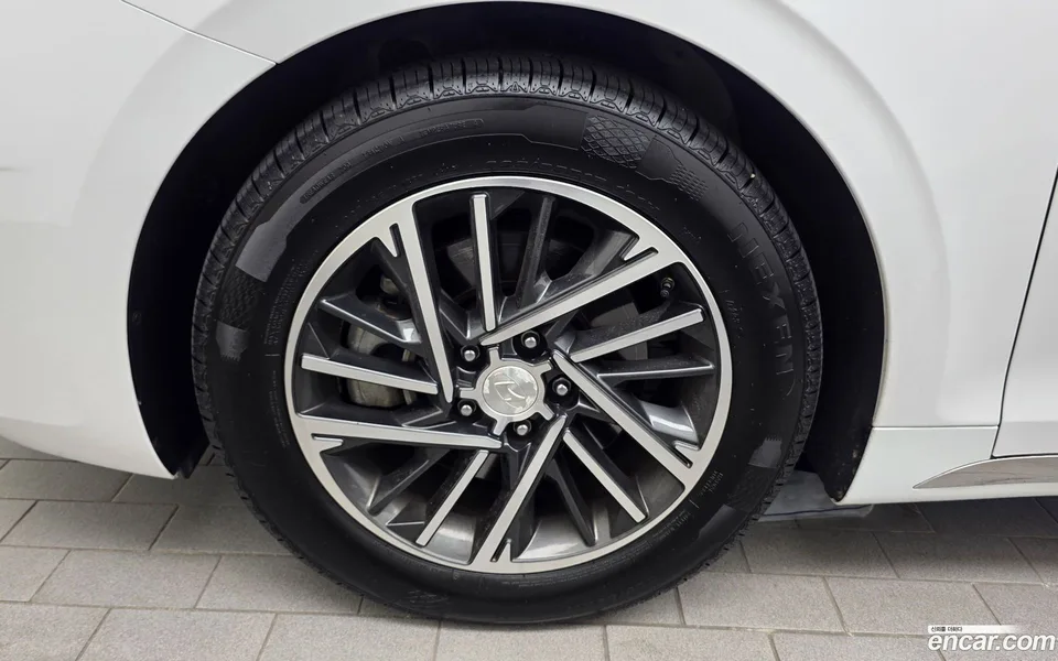 Hyundai Grandeur IG 2.5 2022 — thumbnail 2