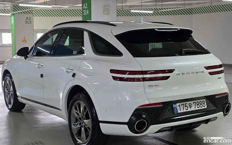 Genesis GV70 2.5T AWD 2024 — thumbnail 3
