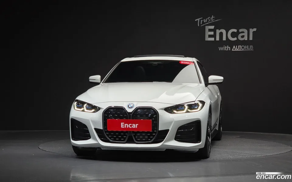 BMW i4 eDrive40 M 2023 — thumbnail 3