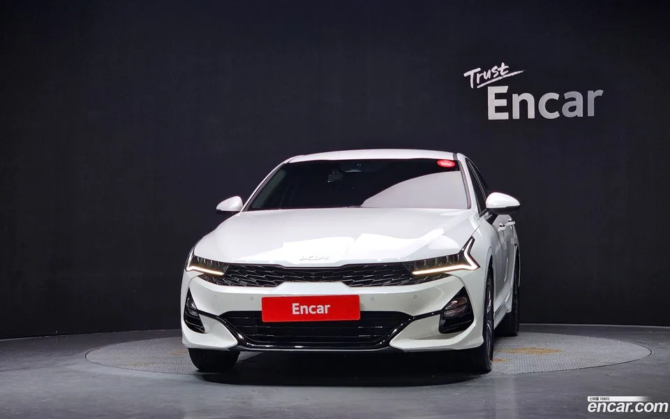 Kia K5 2.0 2022 — thumbnail 3