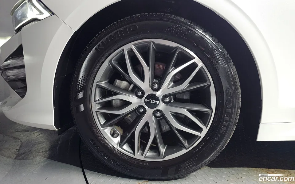 Kia K5 2.0 2022 — thumbnail 5