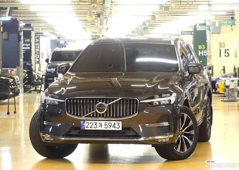 Volvo XC60 B5 2024 — thumbnail 3