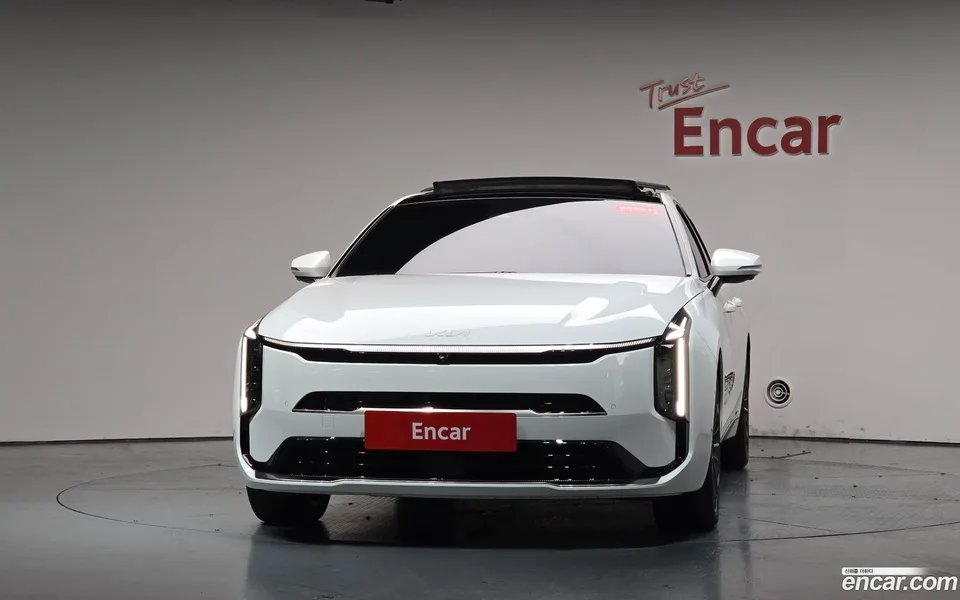 Kia K8 Hybrid 2025 — thumbnail 3