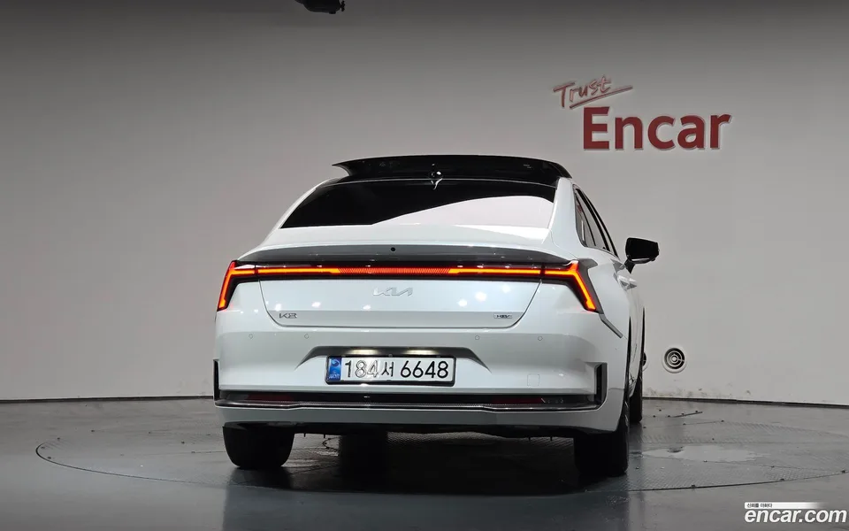 Kia K8 Hybrid 2025 — thumbnail 4
