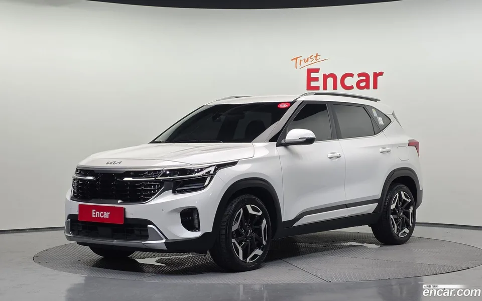 Kia Seltos 1.6 2WD 2024 — photo 1, buy with delivery to Moscow