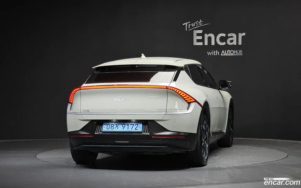 Kia EV6 2023 — thumbnail 4