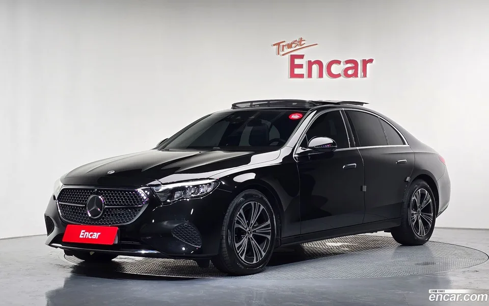 Mercedes-Benz E-Class E200 2024 — photo 1, buy with delivery to Moscow
