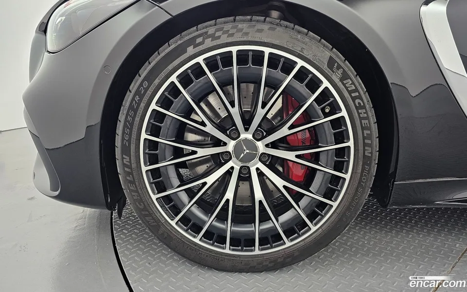 Mercedes-Benz CLE-Class AMG CLE53 4MATIC+ 2025 — thumbnail 2