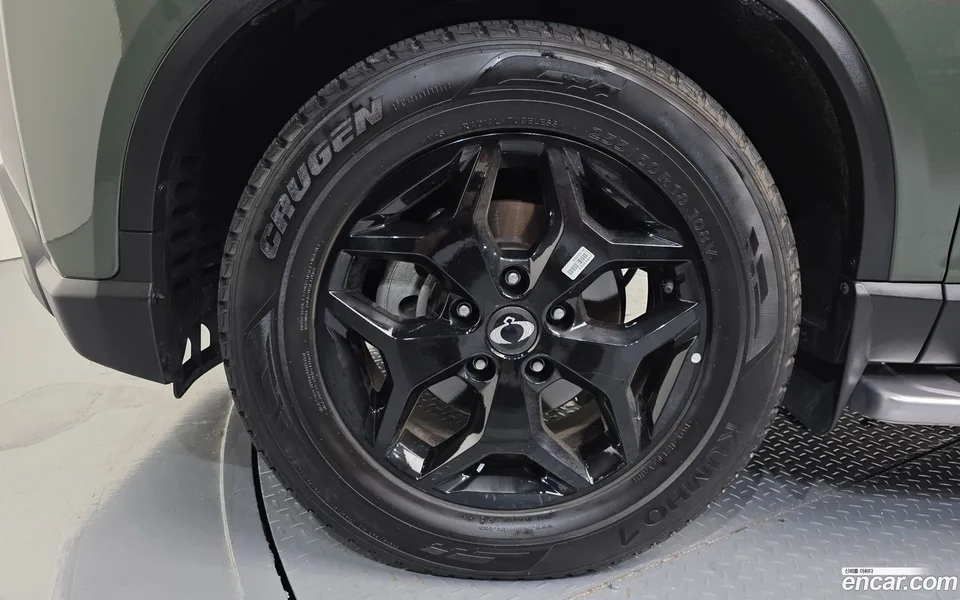 KG Mobility Rexton Sports Khan 2.2 4WD 2023 — thumbnail 5
