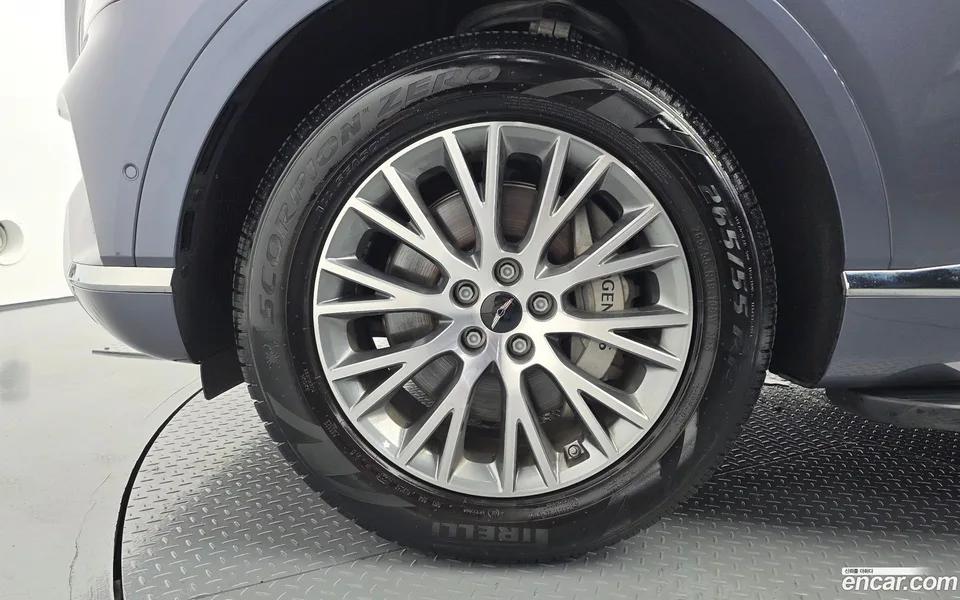 Genesis GV80 2.5T AWD 2025 — thumbnail 2